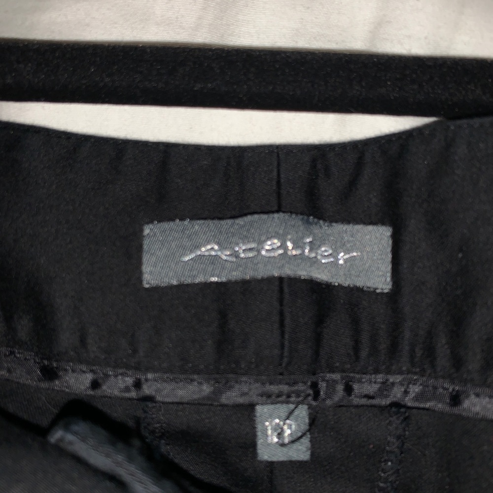 Cropped pants
